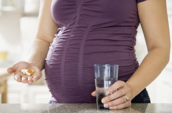 Έρευνα: Η παρακεταμόλη στην εγκυμοσύνη συνδέεται με προβλήματα συμπεριφοράς στα παιδιά